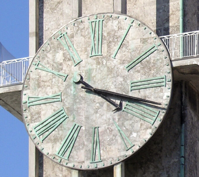 オーフス庁舎の時計